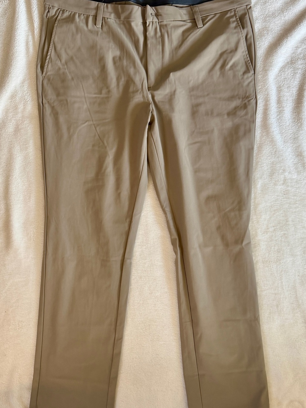 Men's Slim Chinos in Light Tan